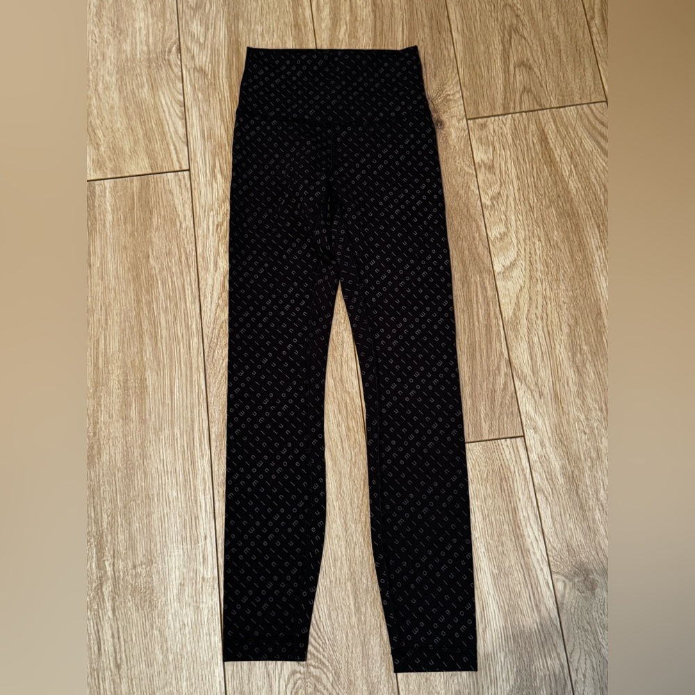 Black Lululemon Leggings With Logo